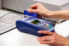 THẺ CHIP VÀ THẺ TỪ TRONG THANH TOÁN KHÁC NHAU NHƯ THẾ NÀO